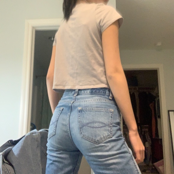 Pitaya Taupe Asymmetrical Tee - Picture 6 of 7